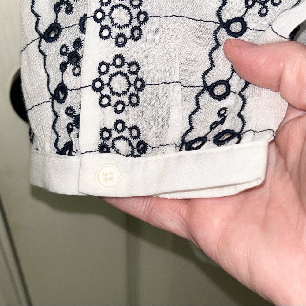 LOFT White & Blue Embroidered Top☀️ - Picture 6 of 9
